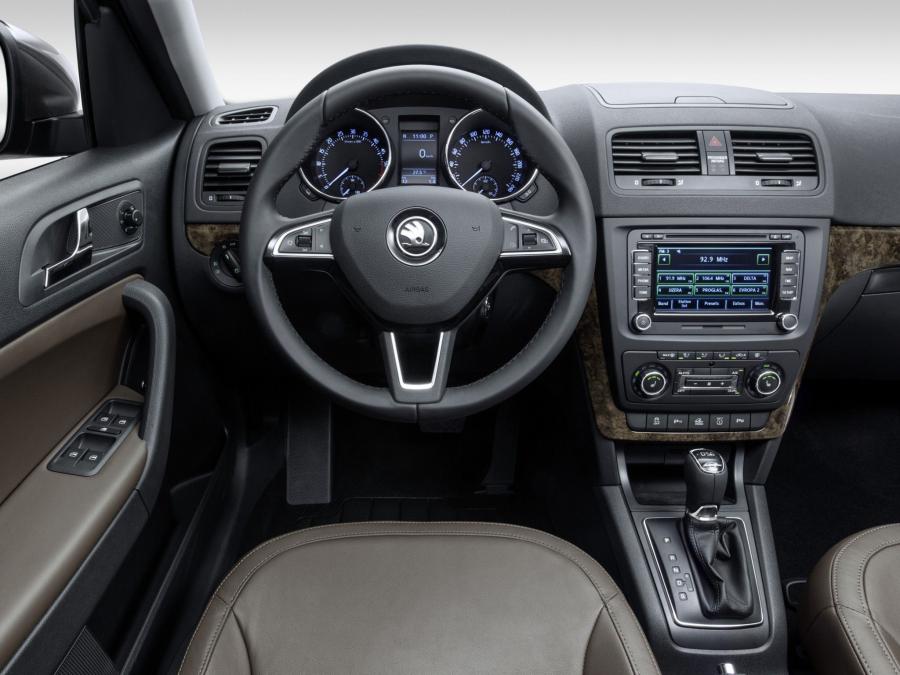  Skoda Yeti OutDoor Laurin & Klement 2013 года  (фото 16 из 17)